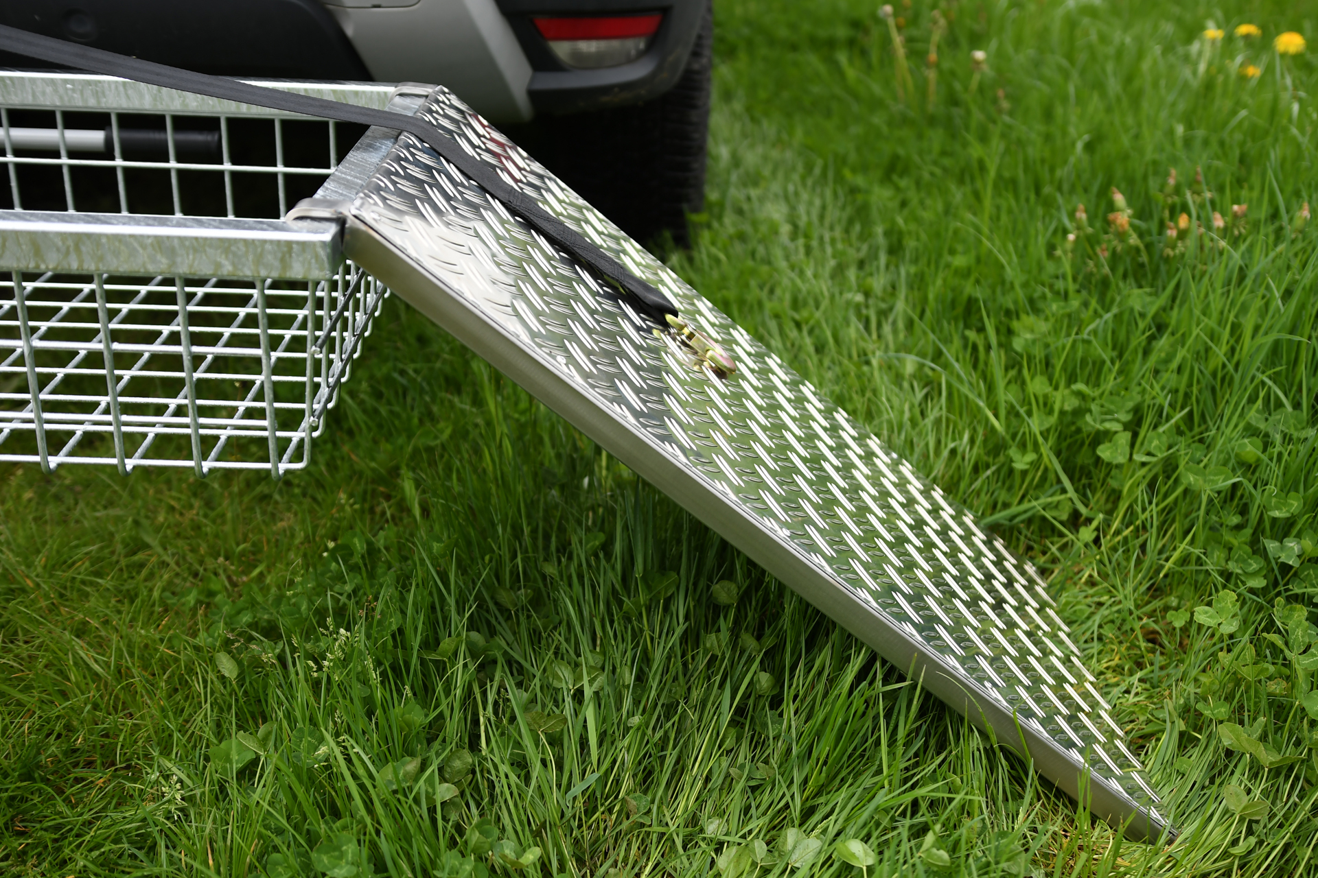 Deluxe Bergerampe aus Edelstahl und Aluriffelblech