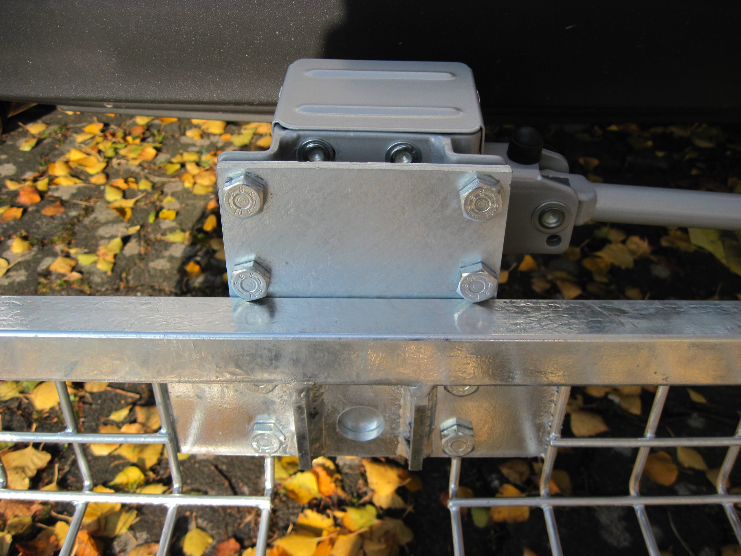 Adapterplatte für die Höhenverstellung des Hecktransporters